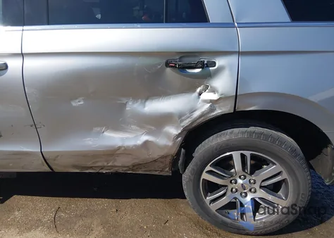 2022 Ford Expedition Xlt z USA, uszkodzony, nr VIN 1FMJU1HT7NEA49490